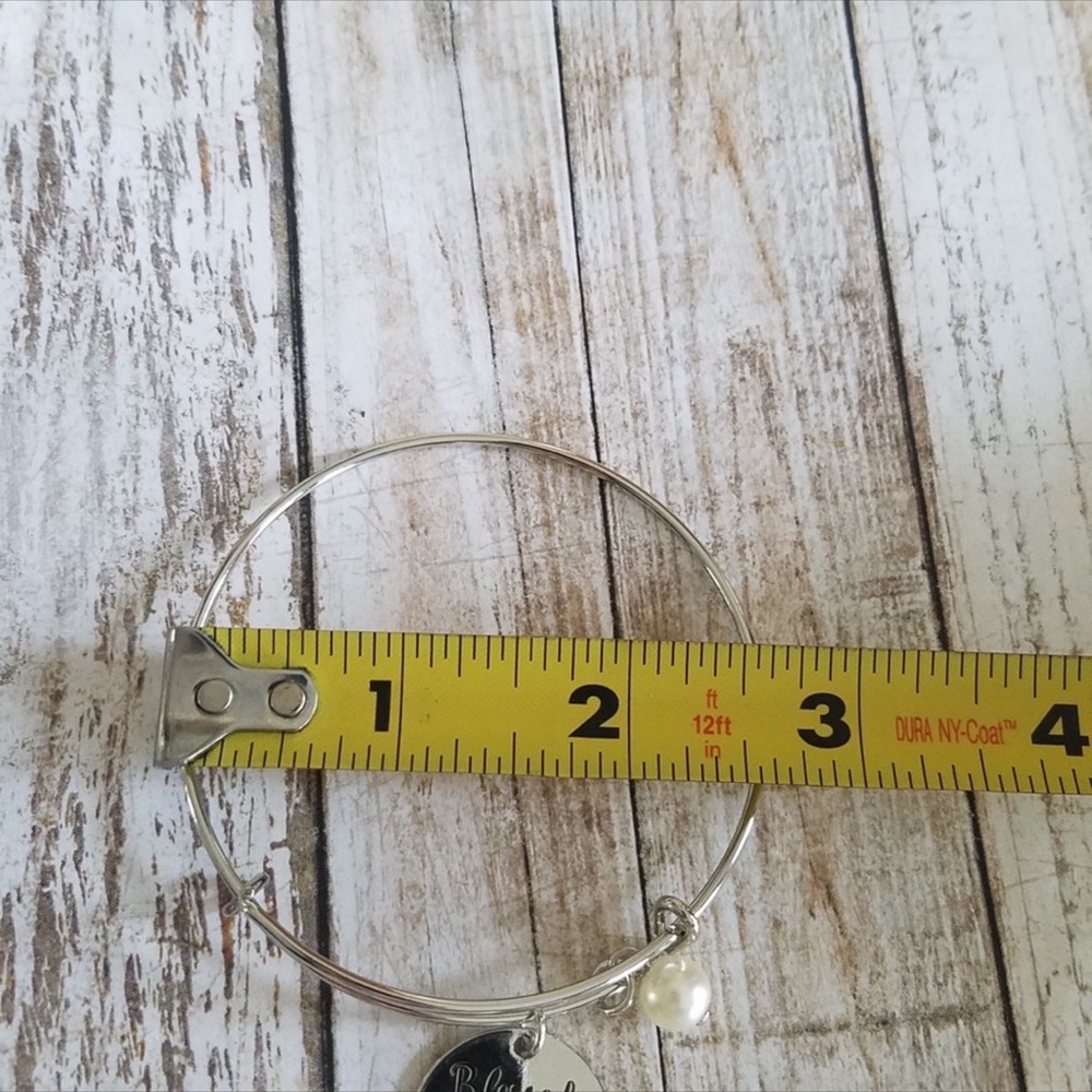 BLESSED NANA stamped bracelet - Picture 6 of 6